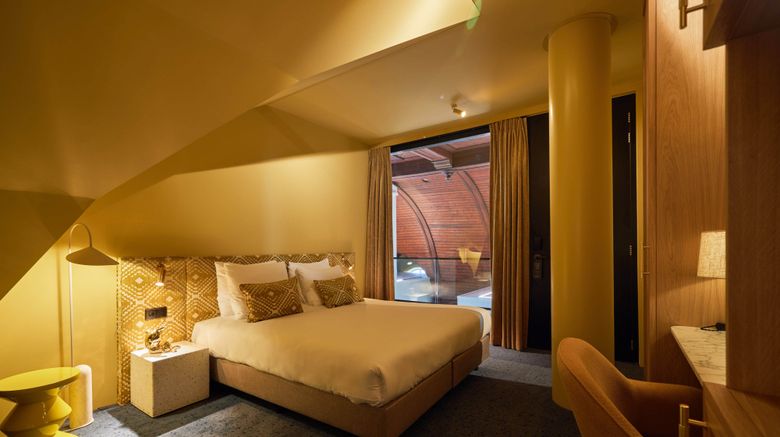 <b>Heavens Hotel Hoorn Room</b>. Images powered by <a href="https://www.leonardoworldwide.com/" title="Leonardo Worldwide" target="_blank">Leonardo</a>.