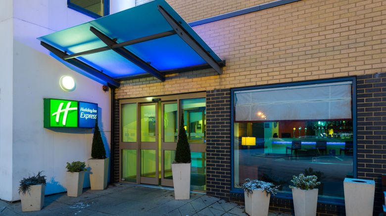 <b>Holiday Inn Express Swindon West Exterior</b>. Images powered by <a href="https://www.leonardoworldwide.com/" title="Leonardo Worldwide" target="_blank">Leonardo</a>.