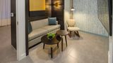 Hi-lo Hotel, Autograph Collection Suite