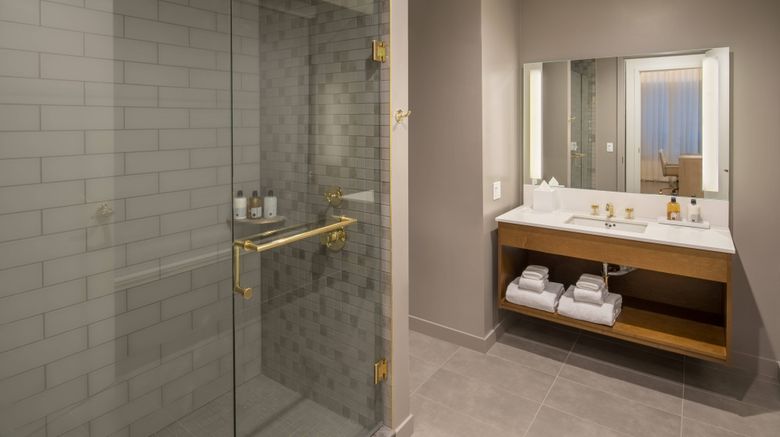 <b>Hi-lo Hotel, Autograph Collection Room</b>. Images powered by <a href="https://www.leonardoworldwide.com/" title="Leonardo Worldwide" target="_blank">Leonardo</a>.