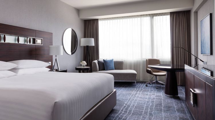 Hong Kong SkyCity Marriott Hotel Room