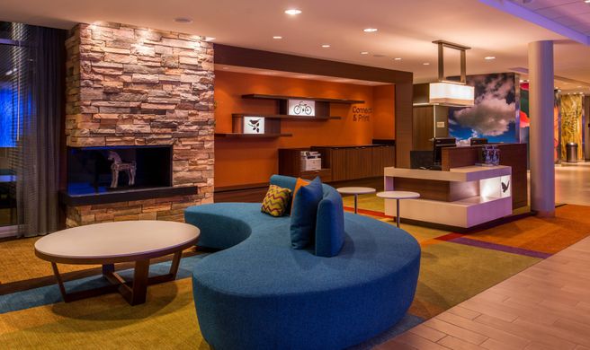 Fairfield Inn & Suites St Louis Westport Exterior
