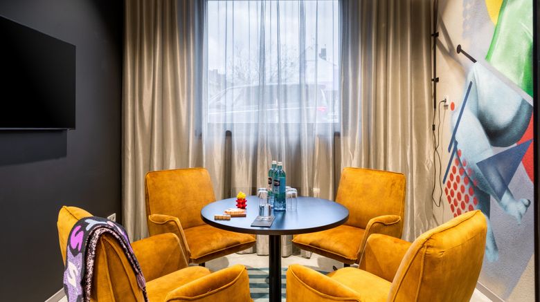 <b>Moxy Dortmund City Meeting</b>. Images powered by <a href="https://www.leonardoworldwide.com/" title="Leonardo Worldwide" target="_blank">Leonardo</a>.