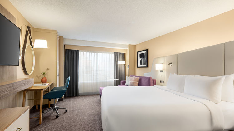 Crowne Plaza Cleveland at Playhouse Sq Room