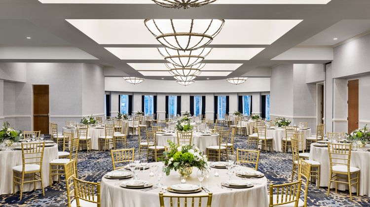 Crowne Plaza Cleveland at Playhouse Sq Ballroom