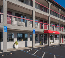 Red Roof Inn Stockton Exterior