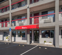 Red Roof Inn Stockton Exterior