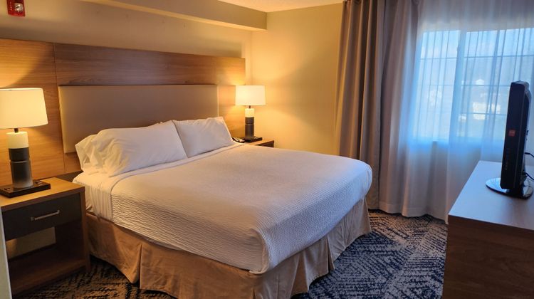 Candlewood Suites Suite