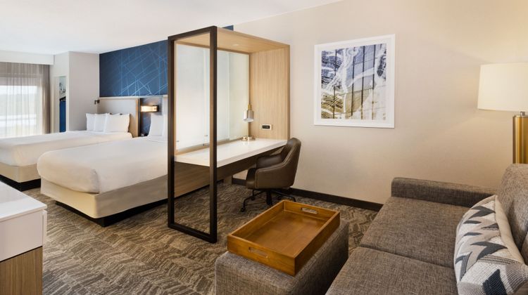 SpringHill Suites Birmingham Colonnade Suite