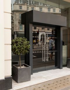 Cove-Cannon Street, The City