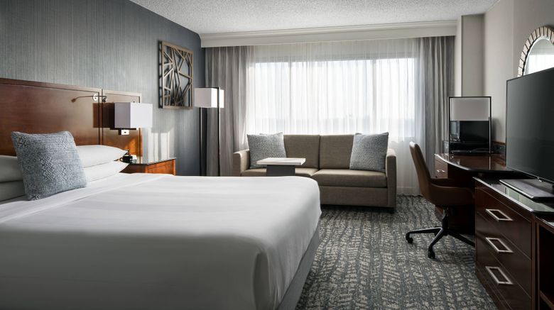 <b>Bakersfield Marriott at the Conv Ctr Room</b>. Images powered by <a href="https://www.leonardoworldwide.com/" title="Leonardo Worldwide" target="_blank">Leonardo</a>.
