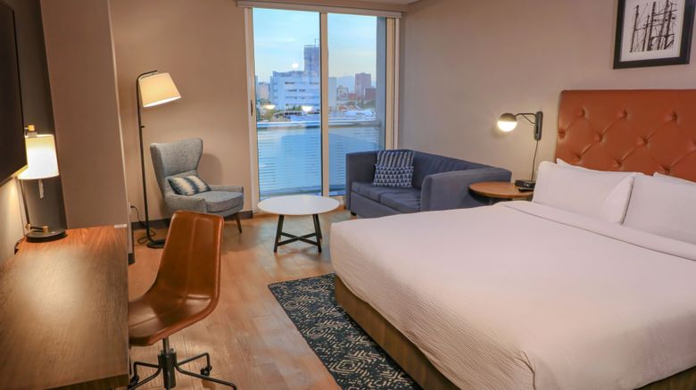 <b>Four Points Mexico City, Colonia Roma Room</b>. Images powered by <a href="https://www.leonardoworldwide.com/" title="Leonardo Worldwide" target="_blank">Leonardo</a>.