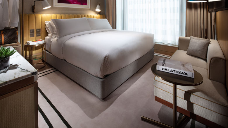 <b>The Hari Hong Kong Room</b>. Images powered by <a href="https://www.leonardoworldwide.com/" title="Leonardo Worldwide" target="_blank">Leonardo</a>.
