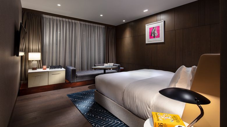 <b>The Hari Hong Kong Room</b>. Images powered by <a href="https://www.leonardoworldwide.com/" title="Leonardo Worldwide" target="_blank">Leonardo</a>.