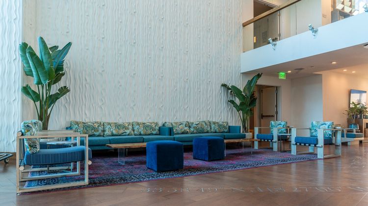 Marina Del Rey Hotel Lobby