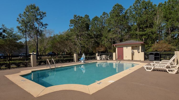 Red Roof Inn Gulf Shores Pool