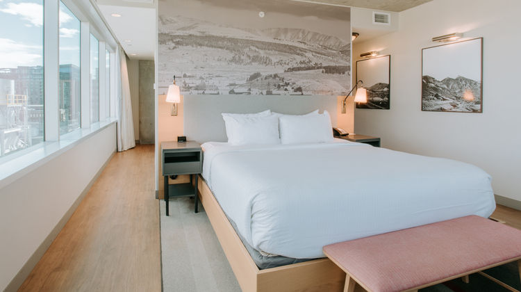 Indigo Denver Downtown-Union Station Room