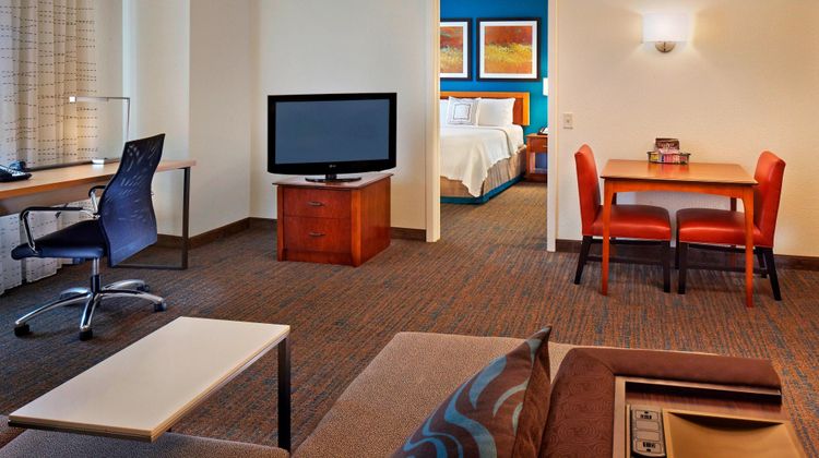 Residence Inn by Marriott Suite