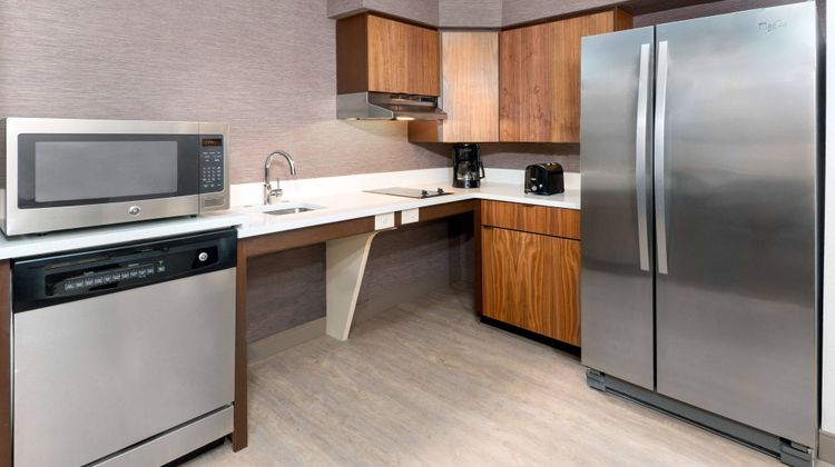 Residence Inn Boston Brockton Suite