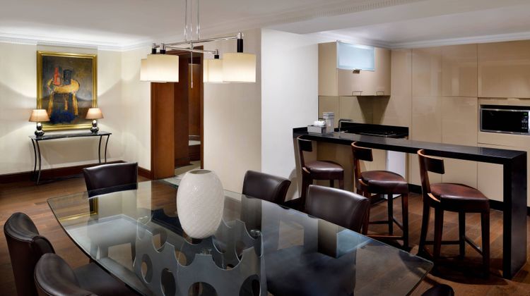 Dead Sea Marriott Resort & Spa Suite