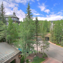 The Pines Lodge, a Rock Resort