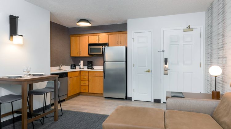 Residence Inn Wayne Suite