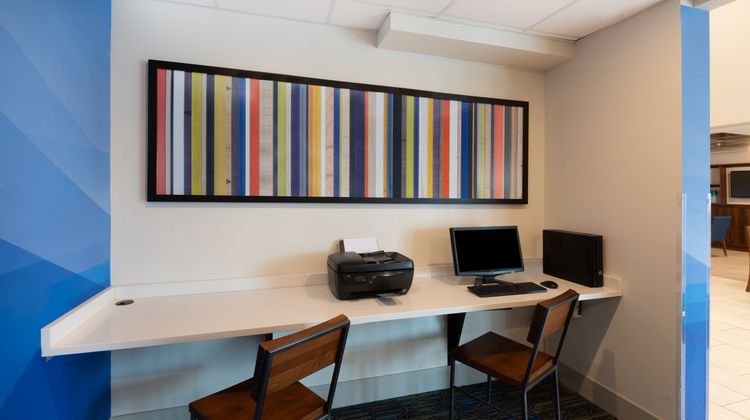 Holiday Inn Express Vermilion Other