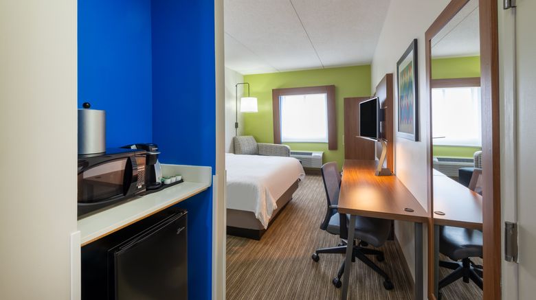 <b>Holiday Inn Express Vermilion Room</b>. Images powered by <a href="https://www.leonardoworldwide.com/" title="Leonardo Worldwide" target="_blank">Leonardo</a>.