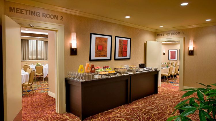 Toronto Airport Marriott Hotel Meeting