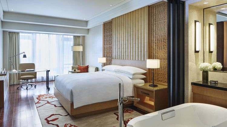 Zhuhai Marriott Hotel Room