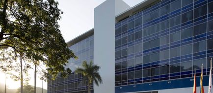 Marriott Maracay Golf Resort Exterior