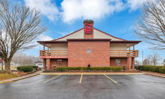 Red Roof Inn Uhrichsville