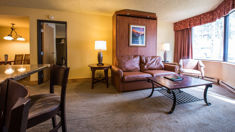 <b>Grand Lodge Crested Butte Room</b>. Images powered by <a href="https://www.leonardoworldwide.com/" title="Leonardo Worldwide" target="_blank">Leonardo</a>.
