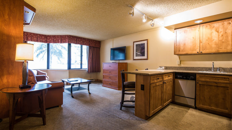 Grand Lodge Crested Butte Room