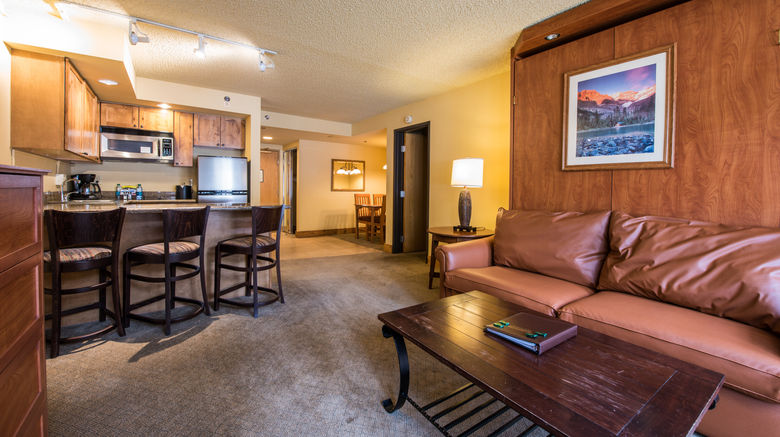<b>Grand Lodge Crested Butte Room</b>. Images powered by <a href="https://www.leonardoworldwide.com/" title="Leonardo Worldwide" target="_blank">Leonardo</a>.