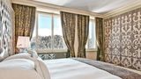 Carlton Hotel Suite