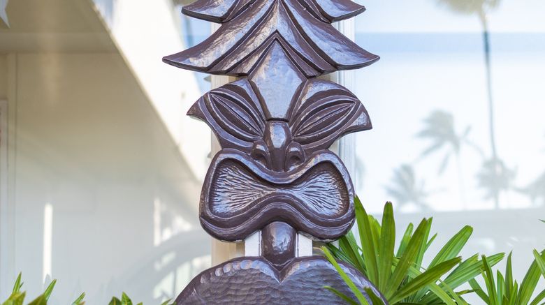 <b>Maui Beach Hotel Lobby</b>. Images powered by <a href="https://www.leonardoworldwide.com/" title="Leonardo Worldwide" target="_blank">Leonardo</a>.