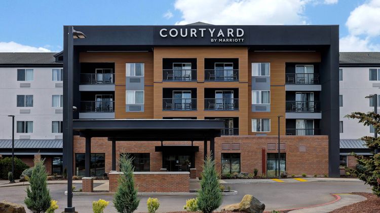 Courtyard by Marriott Portland SE Exterior