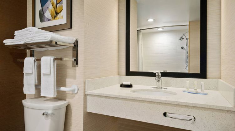 Fairfield Inn by Marriott Room