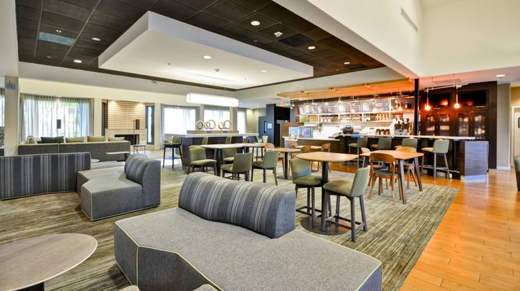 Courtyard by Marriott Dallas Market Ctr Restaurant