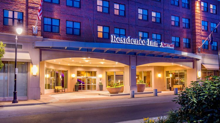 Residence Inn Portland Downtown Exterior