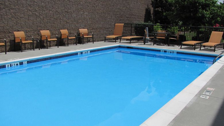 <b>Courtyard by Marriott Danville Pool</b>. Images powered by <a href="https://www.leonardoworldwide.com/" title="Leonardo Worldwide" target="_blank">Leonardo</a>.