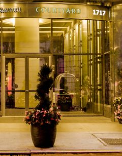Courtyard New York/Central Park