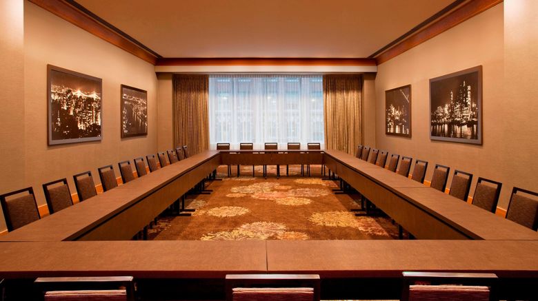 <b>The Westin New York Grand Central Meeting</b>. Images powered by <a href="https://www.leonardoworldwide.com/" title="Leonardo Worldwide" target="_blank">Leonardo</a>.