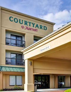Courtyard Dalton