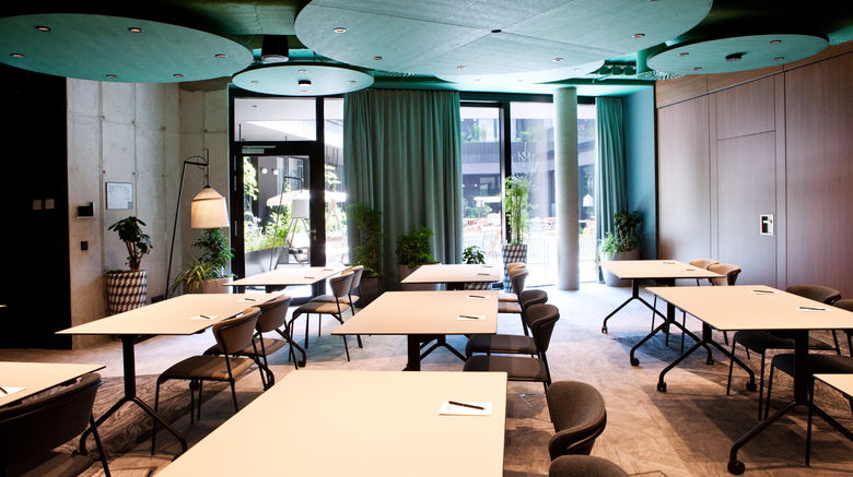 <b>Hotel Indigo Vienna Naschmarkt Meeting</b>. Images powered by <a href="https://www.leonardoworldwide.com/" title="Leonardo Worldwide" target="_blank">Leonardo</a>.