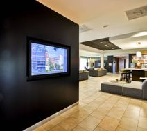 Courtyard by Marriott Dallas Market Ctr Lobby