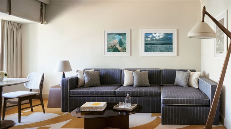 Four Seasons Hotel Miami Suite