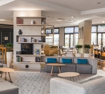 Courtyard Colombes Lobby
