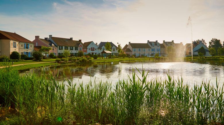 <b>Marriott's Village d'ile-de-France Exterior</b>. Images powered by <a href="https://www.leonardoworldwide.com/" title="Leonardo Worldwide" target="_blank">Leonardo</a>.